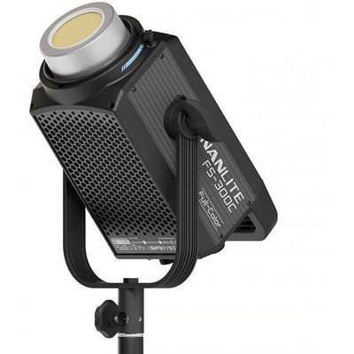 Светодиодный осветительный прибор Nanlite FS 300C RGBWW