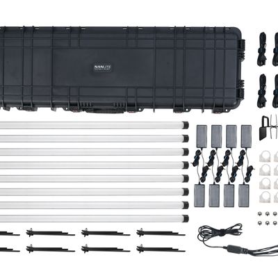 Комплект Nanlite PavoTube II 30X RGBWW KIT8 восемь светодиодных осветительных трубок с аксессуарами в профессиональном транспортировочным кейсе.